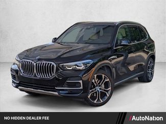 Used 2022 BMW X5 sDrive40i w/ Parking Assistance Package RWD video 1
