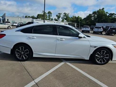 Used 2021 Honda Accord EX-L image 9