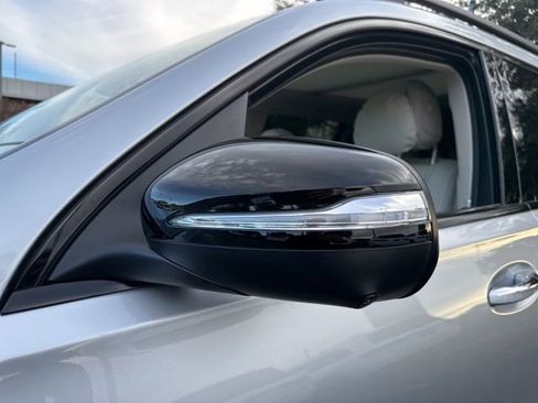 New 2026 Mercedes-Benz GLS 450 4MATIC image 12