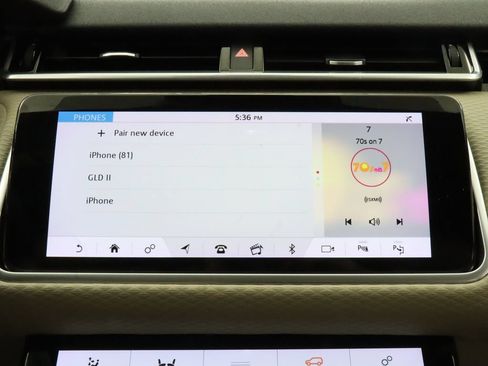 Used 2019 Land Rover Range Rover Velar R-Dynamic SE AWD/4WD image 22