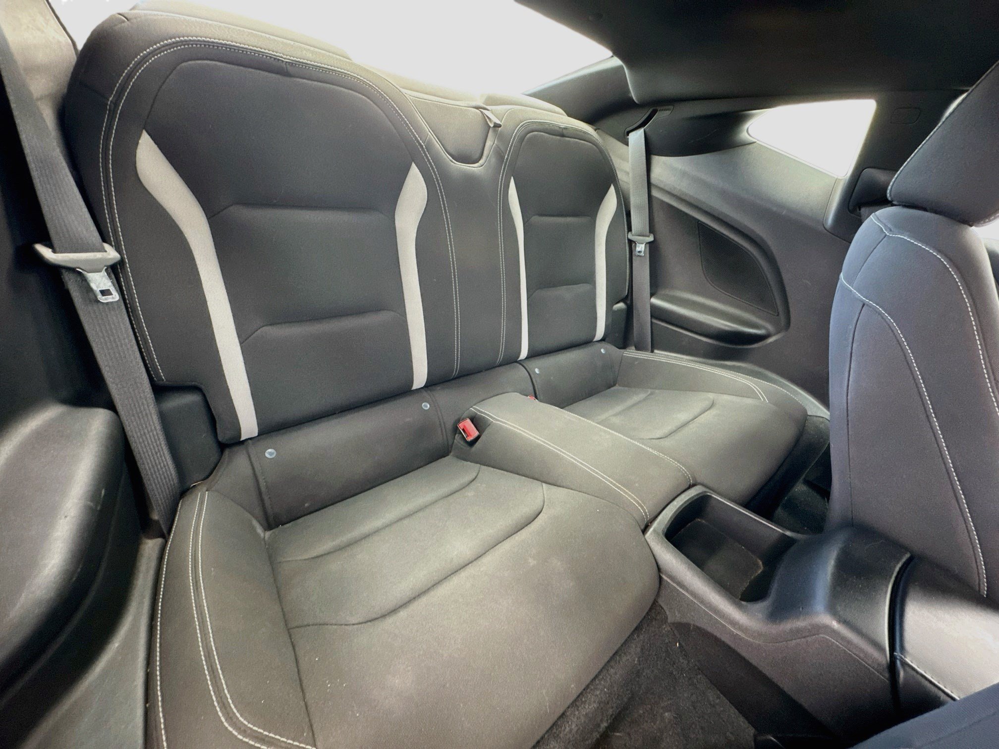 Used 2023 Chevrolet Camaro LT RWD image 17