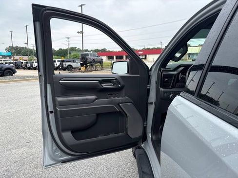 Used 2024 GMC Sierra 1500 AT4X AWD/4WD image 11