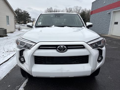 Used 2024 Toyota 4Runner SR5 Premium image 9