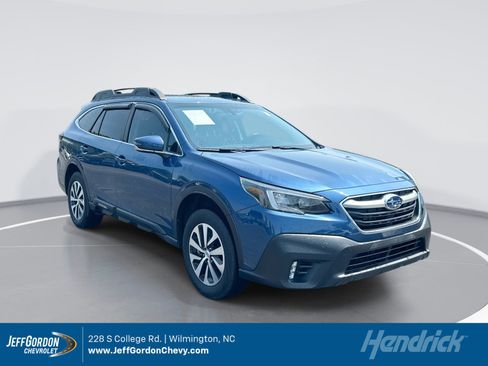 Used 2021 Subaru Outback Premium w/ Popular Package #1 AWD/4WD image 1