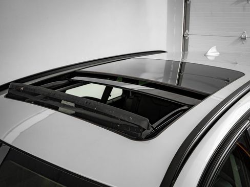 Used 2014 BMW 328d xDrive Wagon image 14