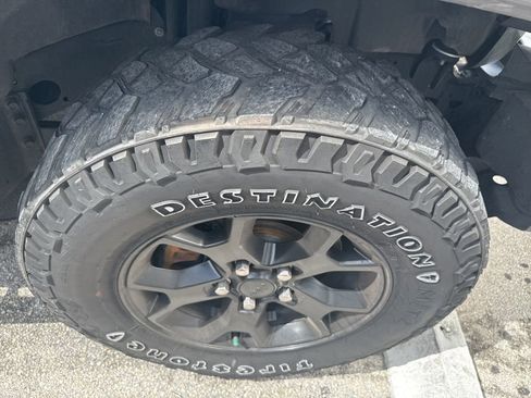 Used 2022 Jeep Wrangler Unlimited Sport image 10