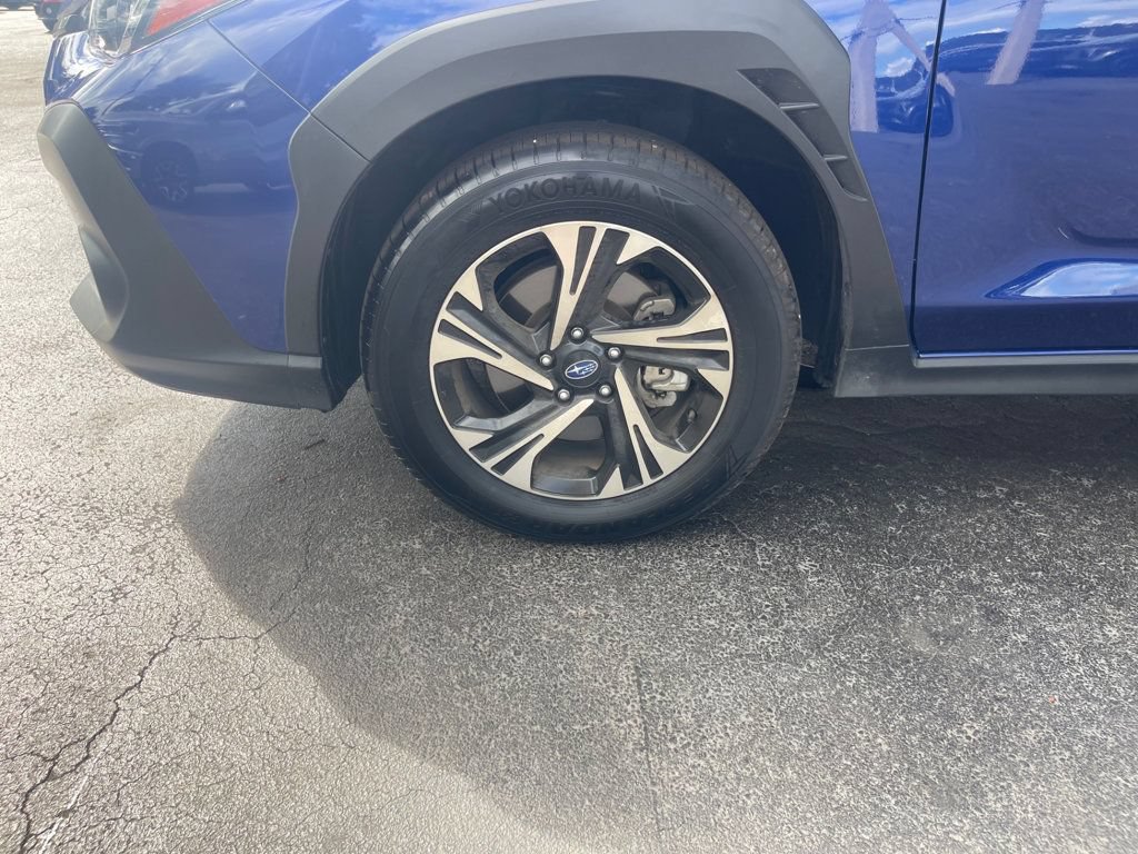 Used 2025 Subaru Crosstrek 2.5i Premium AWD/4WD image 9