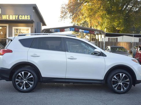 Used 2015 Toyota RAV4 Limited w/ Technology Package image 8