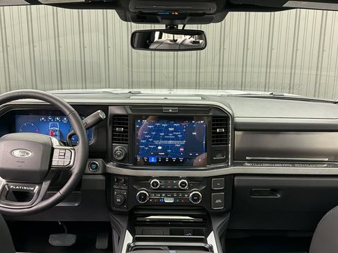 Used 2026 Ford F450 Platinum AWD/4WD image 38