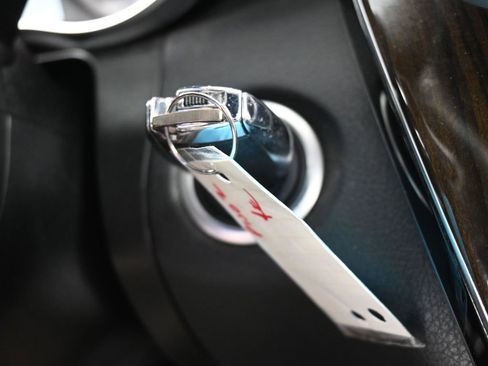 Used 2019 Mercedes-Benz GLC 300 GLC 300 image 27