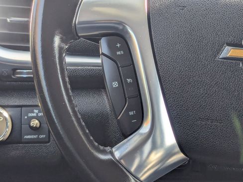 Used 2017 Chevrolet Traverse LT AWD/4WD image 21