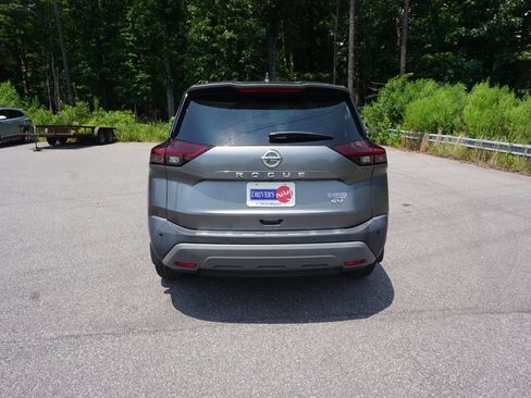 Used 2021 Nissan Rogue SV FWD image 20