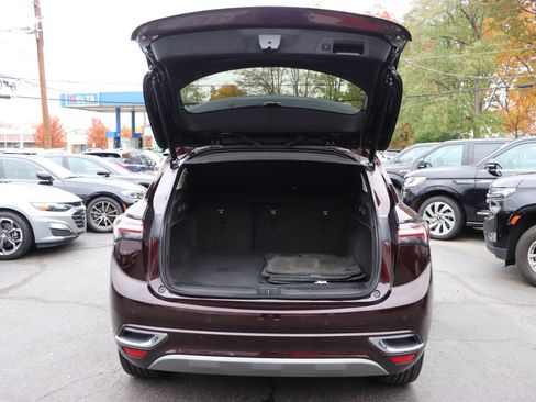 Used 2022 Buick Envision Avenir w/ Technology Package II image 61