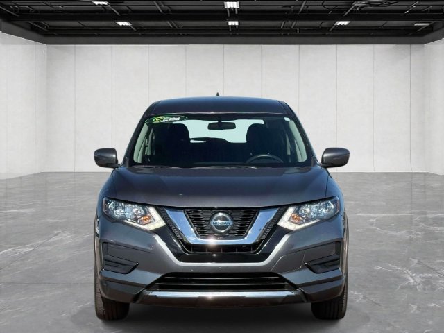 Used 2018 Nissan Rogue S AWD/4WD image 2