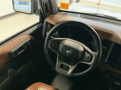 Used 2024 Ford Bronco Outer Banks image 31