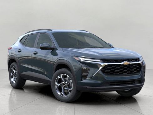 New 2026 Chevrolet Trax LT image 1