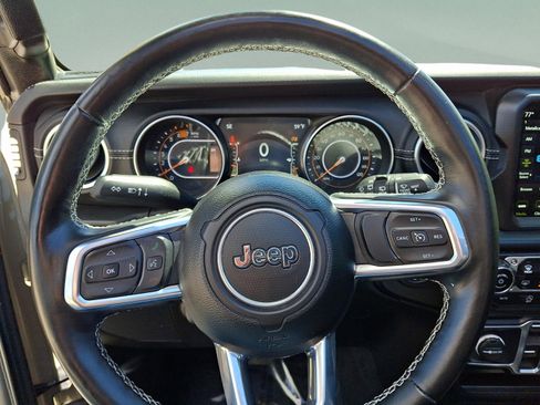 Certified 2022 Jeep Wrangler Unlimited Sahara w/ Cold Weather Group AWD/4WD image 19