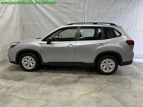 Used 2021 Subaru Forester AWD/4WD image 13