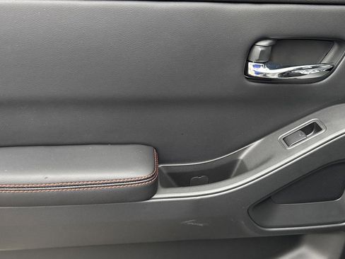 New 2025 Nissan Frontier PRO-4X image 15