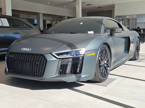 Used 2018 Audi R8 V10 plus image 34