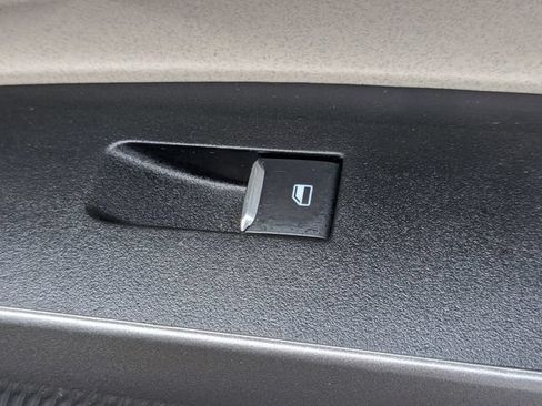 Used 2025 Ford Maverick Lariat AWD/4WD image 39