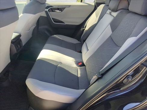 Used 2024 Toyota RAV4 XLE image 20