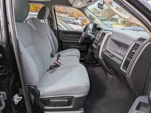 Used 2019 RAM 1500 Express w/ Express Value Package image 21