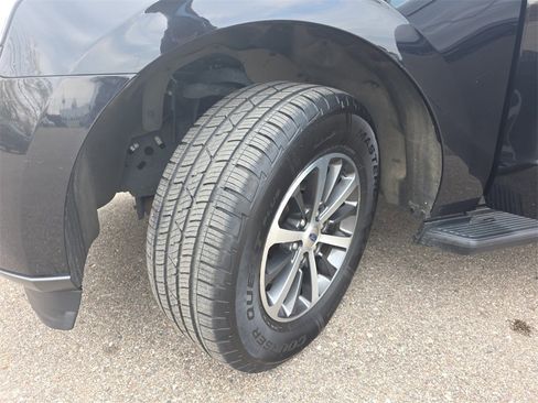 Used 2019 Ford Expedition XLT w/ Equipment Group 201A image 30