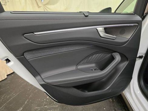 New 2026 Audi A6 Premium Plus image 25