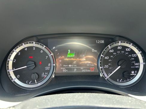 Certified 2024 Toyota Highlander XSE FWD image 22