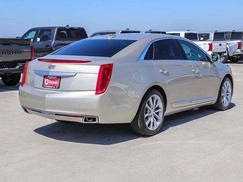 Used 2016 Cadillac XTS Luxury AWD/4WD image 6