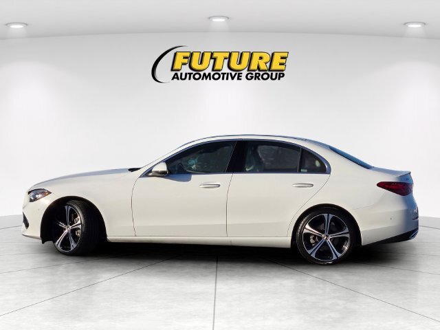 Used 2025 Mercedes-Benz C 300 Sedan image 9