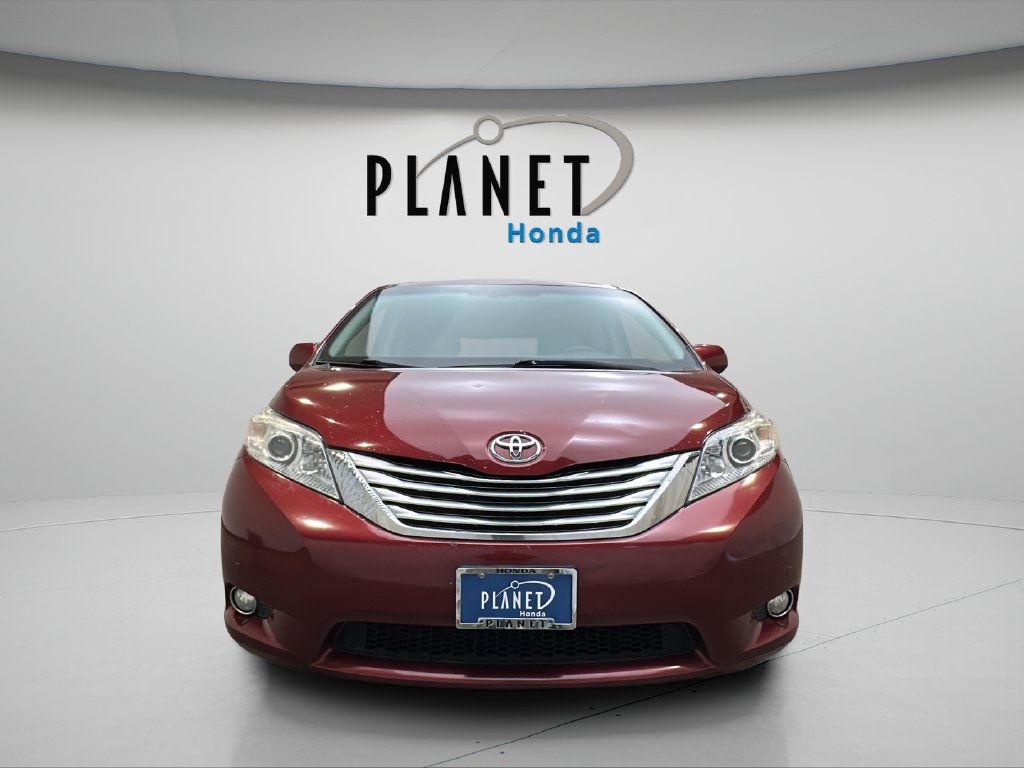 Used 2011 Toyota Sienna Limited AWD/4WD image 12