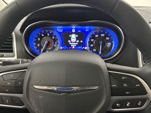 Used 2023 Chrysler 300 Touring L w/ Popular Equipment Group RWD image 35