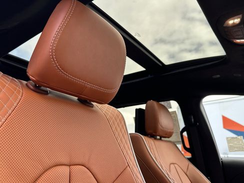 New 2026 Chrysler Pacifica Pinnacle w/ Trailer Tow Group image 19