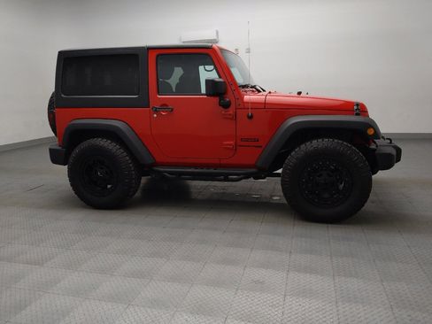 Used 2018 Jeep Wrangler Sport image 11