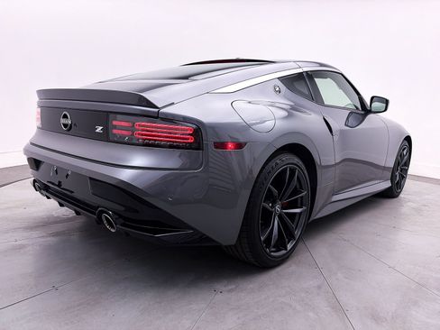 Used 2024 Nissan Z Performance w/ Floor Mat Package RWD image 18