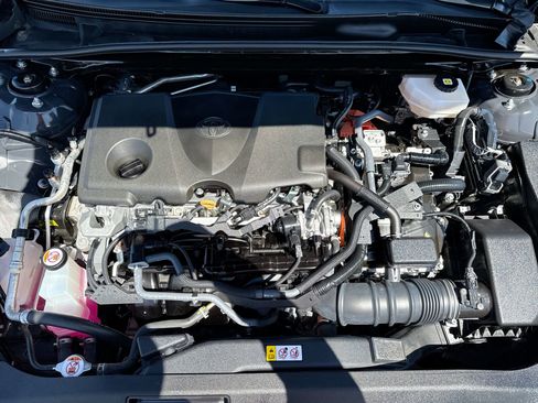 Used 2025 Toyota Camry XSE image 18