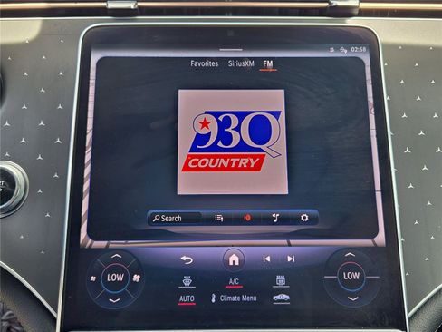 Used 2023 Mercedes-Benz EQS 450+ SUV image 16