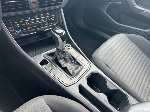 Used 2025 Volkswagen Jetta S FWD image 30