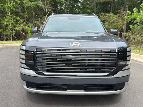 New 2026 Hyundai Palisade Calligraphy FWD image 9