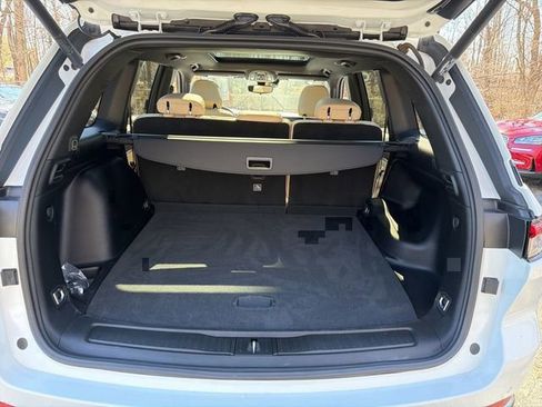 Used 2023 Jeep Grand Cherokee Limited image 13