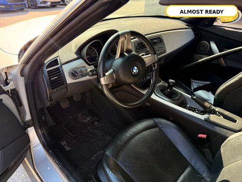 Used 2003 BMW Z4 2.5i RWD image 16