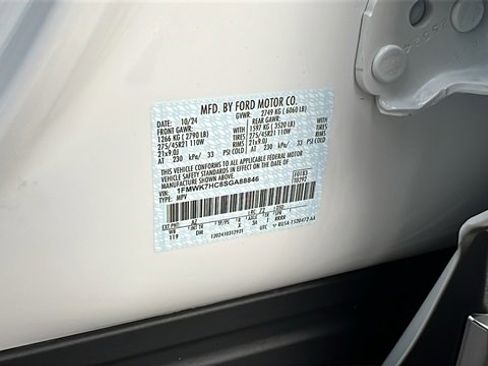 Used 2025 Ford Explorer Platinum w/ Ultimate Package image 36