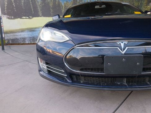 Used 2014 Tesla Model S 85 image 34