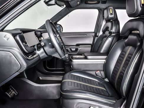 Used 2024 Rivian R1S Adventure AWD/4WD image 14