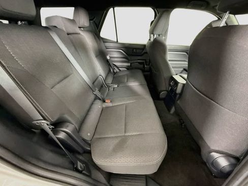 Certified 2025 Toyota 4Runner SR5 AWD/4WD image 27