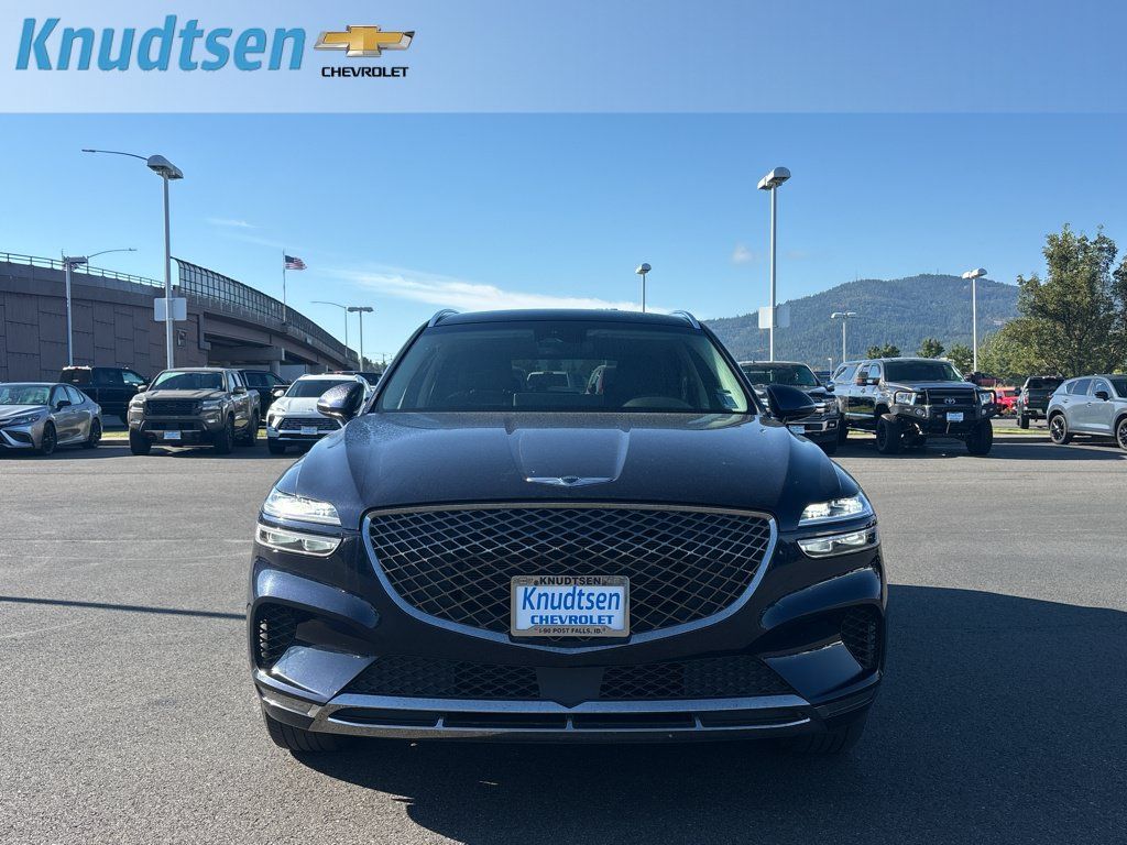 Used 2025 Genesis GV70 2.5T AWD/4WD image 2