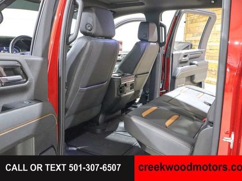 Used 2024 GMC Sierra 2500 AT4 w/ AT4 Premium Plus Package AWD/4WD image 14