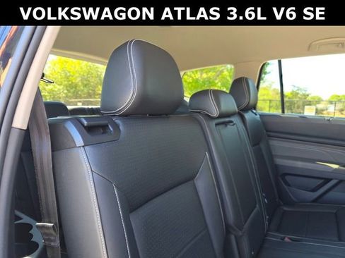 Used 2023 Volkswagen Atlas SE image 14